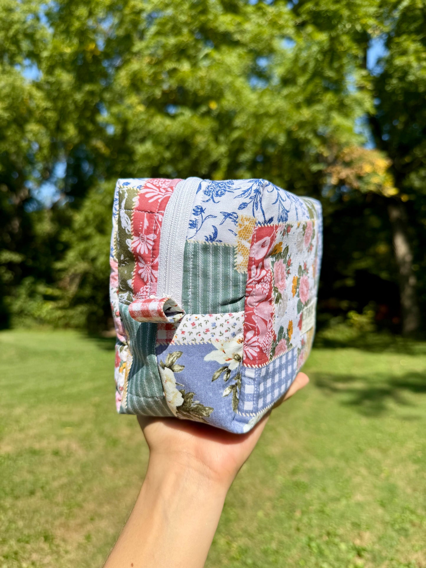 Patchwork Garden - Makeup Bag