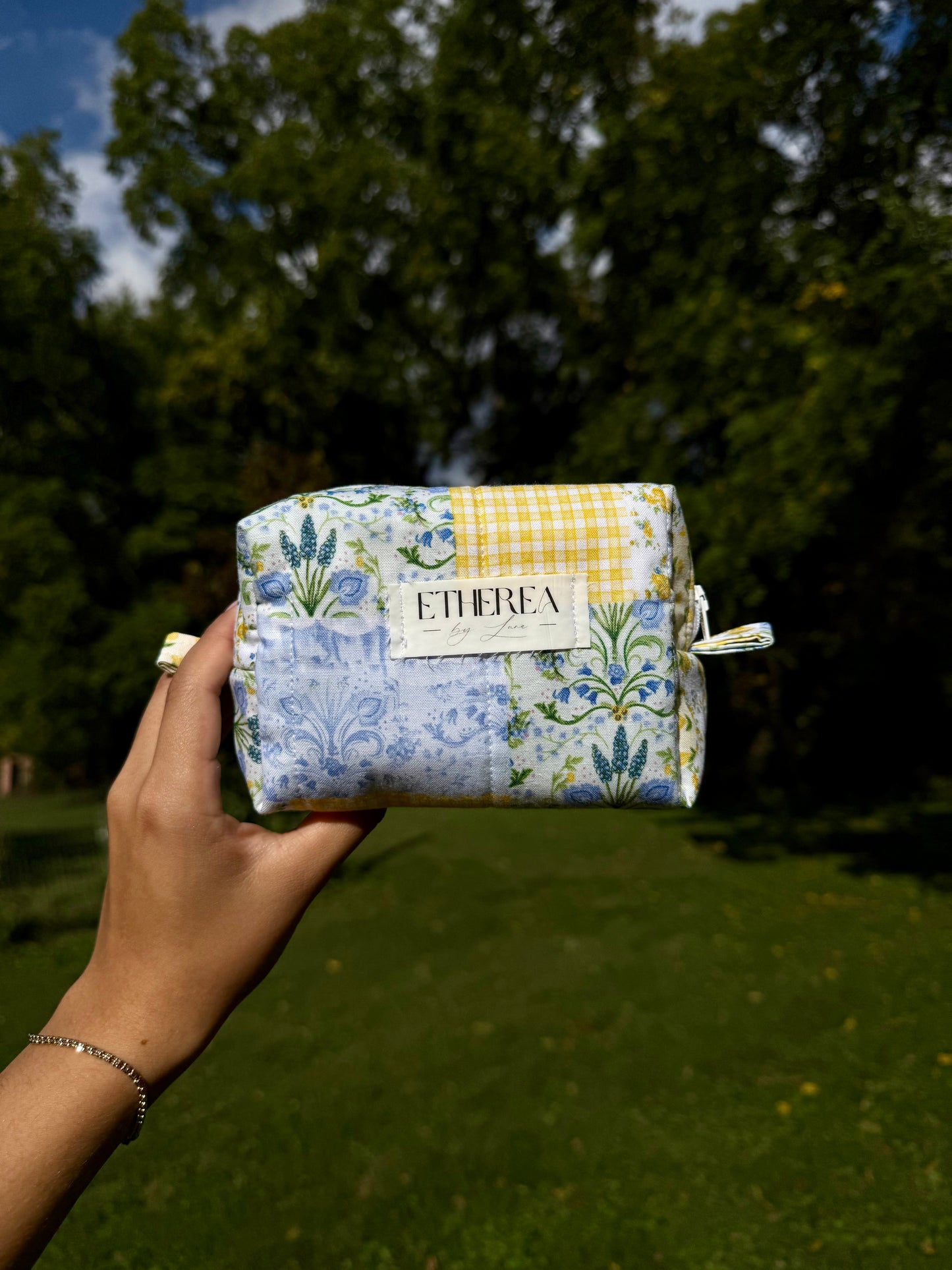 Golden Fields - Mini Makeup Bag