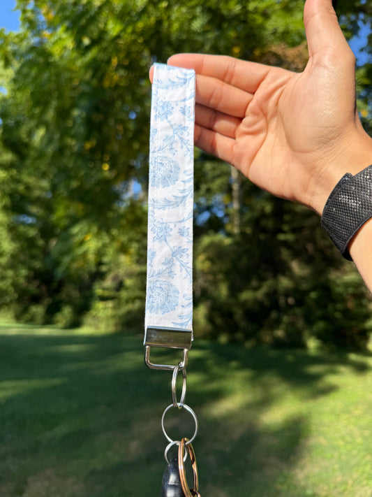 Heavenly Vine - Wristlet